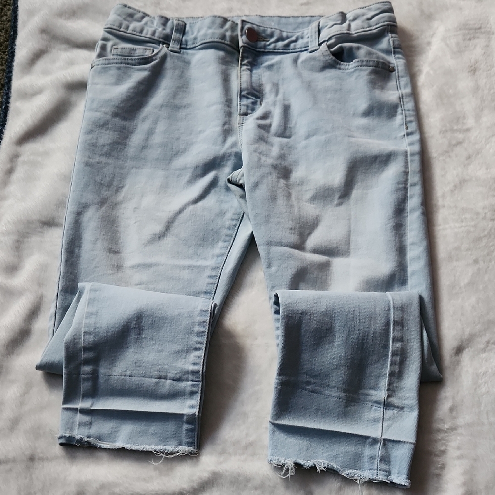 Wonder Nation Light Wash Girl's Cropped Jeans